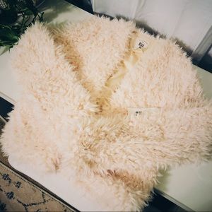 Billabong Faux Fur White Jacket